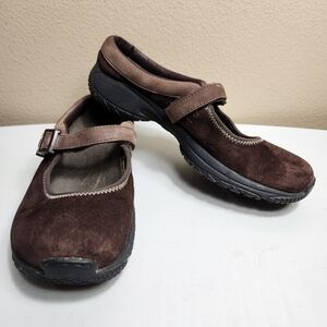 Merrell Womens Brown Suede Comfort Outdoor Maryjane Shoes-Size 9